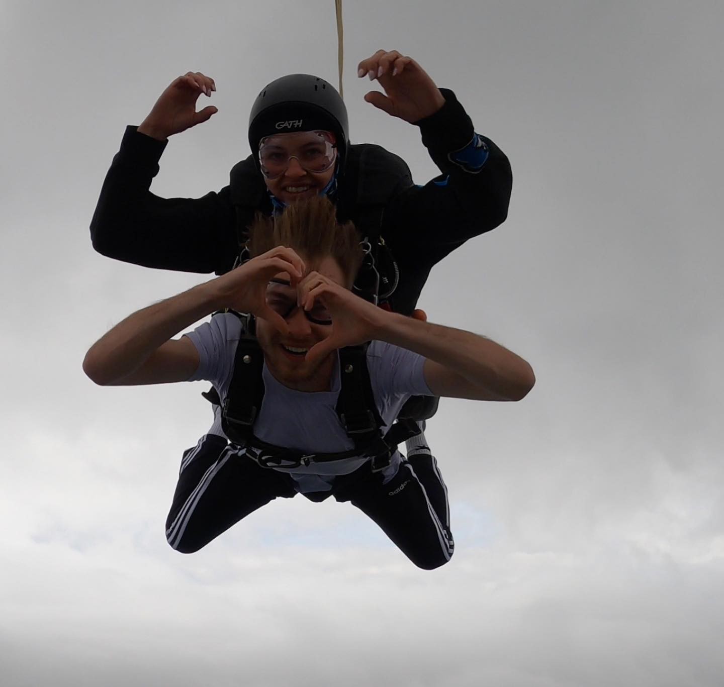Partagez le ciel en saut tandem