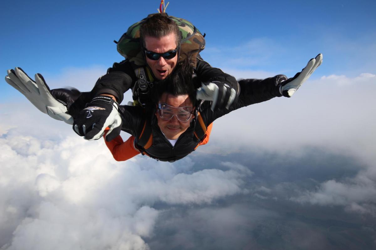 Parachute tandem peronne