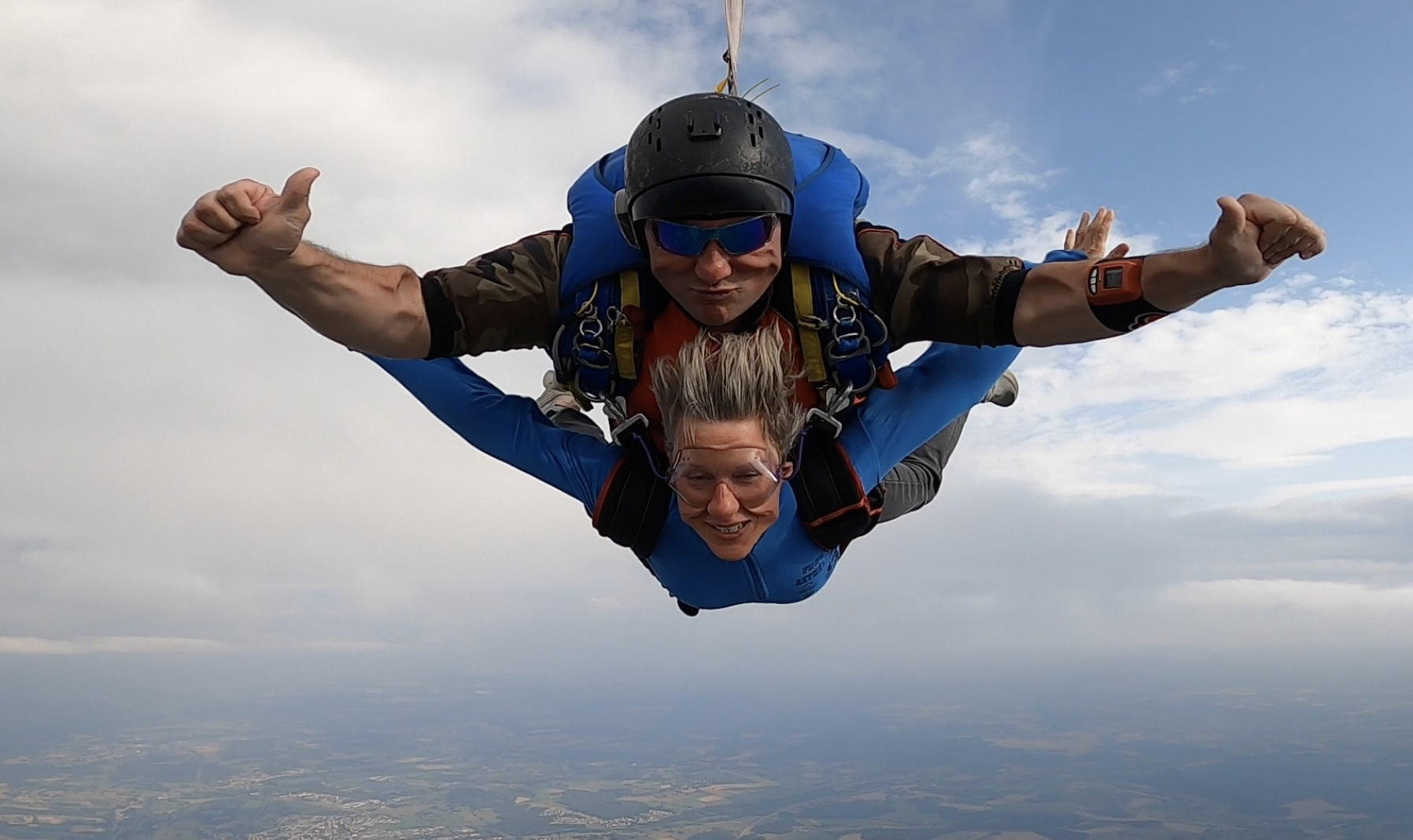 Sauter en parachute au dessus des Ardennes