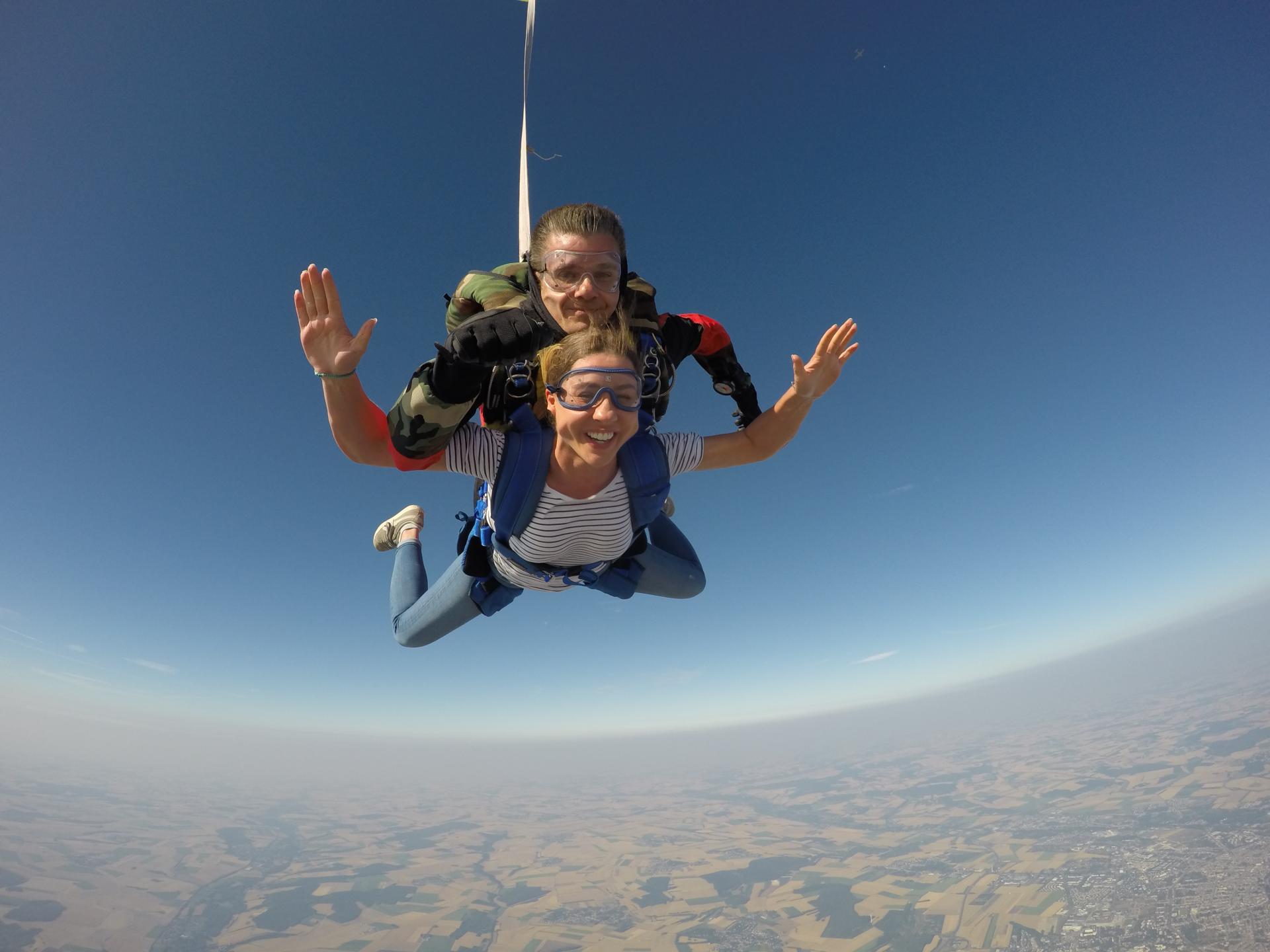 Saut en parachute Tandem hors vidéo à Charleville  